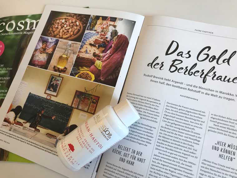 Cosmia Magazin Auszug